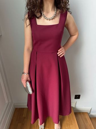 Bordo Kare Yaka Kalın Piliseli Midi Elbise