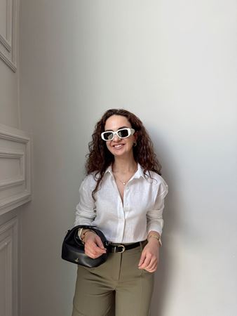 MD Beyaz Keten Gömlek