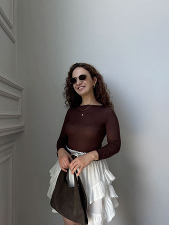 Kahverengi Kayık Yaka Transparan Bluz