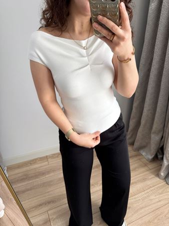 Beyaz Önü Büzgülü Body