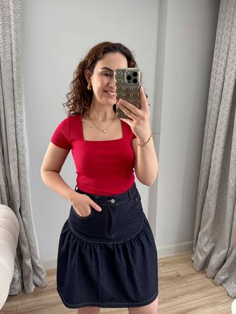 Kırmızı Kare Yaka Fitilli Body