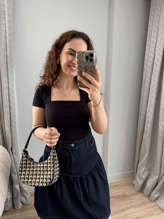 Siyah Kare Yaka Fitilli Body