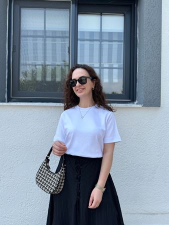 CS Beyaz Bisiklet Yaka Basic T-Shirt