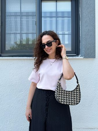 CS Pembe Bisiklet Yaka Basic T-Shirt