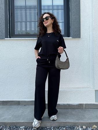 Siyah Yazı Detaylı Modal Takım