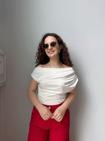 Ekru Drape Detaylı Kayık Yaka Bluz