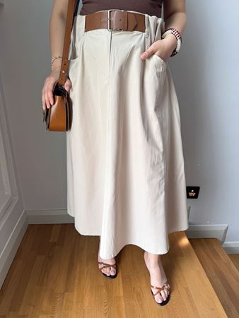 Bej Kemer Detaylı Poplin Etek