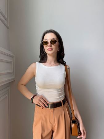 Ekru Kayık Yaka Kolsuz Atlet