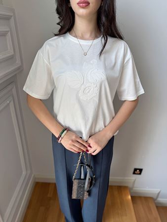 Ekru Çiçek Kabartmalı T-Shirt