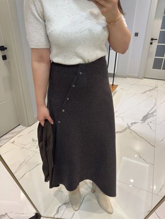 Kahverengi Düğme Detaylı Asimetrik Etek