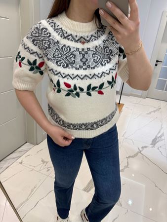 Ekru Nakış İşlemeli Yarım Kol Triko