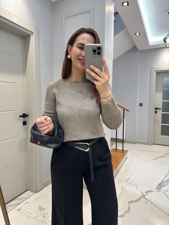 Vizon Kayık Yaka Pullu Simli Triko