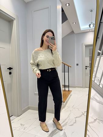 Siyah Kemerli Yüksek Bel Pantolon - kopya