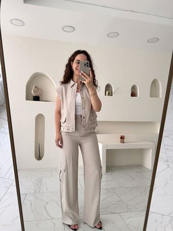 Taş Rengi Çıtçıt Detaylı Yelek Pantolon Takım