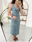 Mavi Önü Ve Arkası V Yaka Midi Denim Elbise