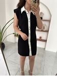 Siyah Polo Yaka Şerit Detaylı Kolsuz Elbise