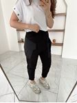 Siyah Beli Lastikli Paraşüt Cep Eşofman