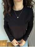 Siyah Dekoratif Yaka Uzun Kol T-shirt