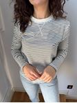 M.D. Ekru Çizgili Sweatshirt