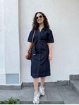 Lacivert Kuşaklı Çıtçıt Düğmeli Denim Elbise