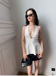 Beyaz Metal Detaylı Peplum Triko Bluz