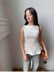 Ekru Sıfır Kol Peplum Bluz