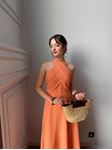 Turuncu Boyundan Bağlamalı Çan Elbise