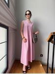 MD Pembe V Yaka Keten Elbise