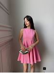 Pembe Volanlı Elbise