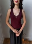 Bordo V Yaka Dantel Şeritli Atlet
