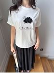 Ekru Yazı & Figür Detaylı T-Shirt