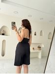 Siyah Puantiyeli Degaje Yaka Body