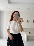 Beyaz Marka Model Kabartma Yazılı Basic T-Shirt